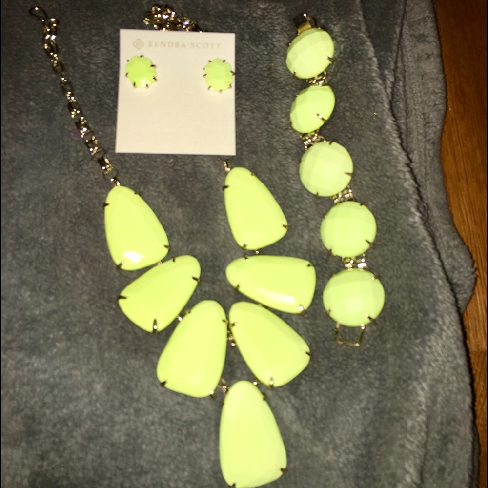 Kendra Scott Harlow Cassie and Morgan’s